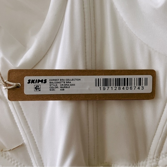 NWT skims bridal balconette corset bra top logo shine marble white size 40B - Picture 5 of 5